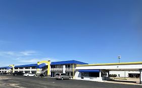 Days Inn By Wyndham Salina South